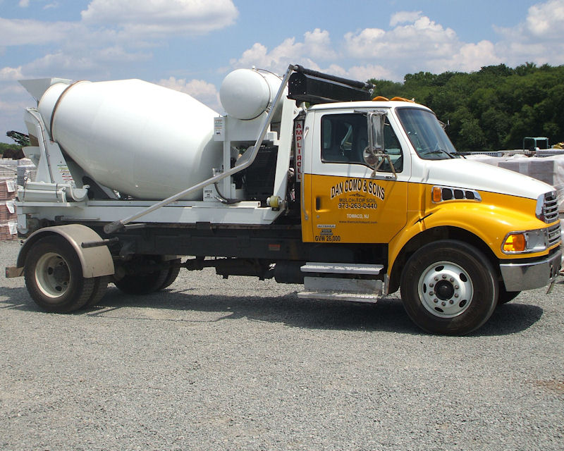 Shortstop 3.5 HLC installed on a Sterling cab & chassis. Customer operates the truck chassis as a concrete delivery, top soil & mulch delivery, brick & pavers delivery and equipment rental delivery. One chassis, multiple vocations, multiple sources of income.